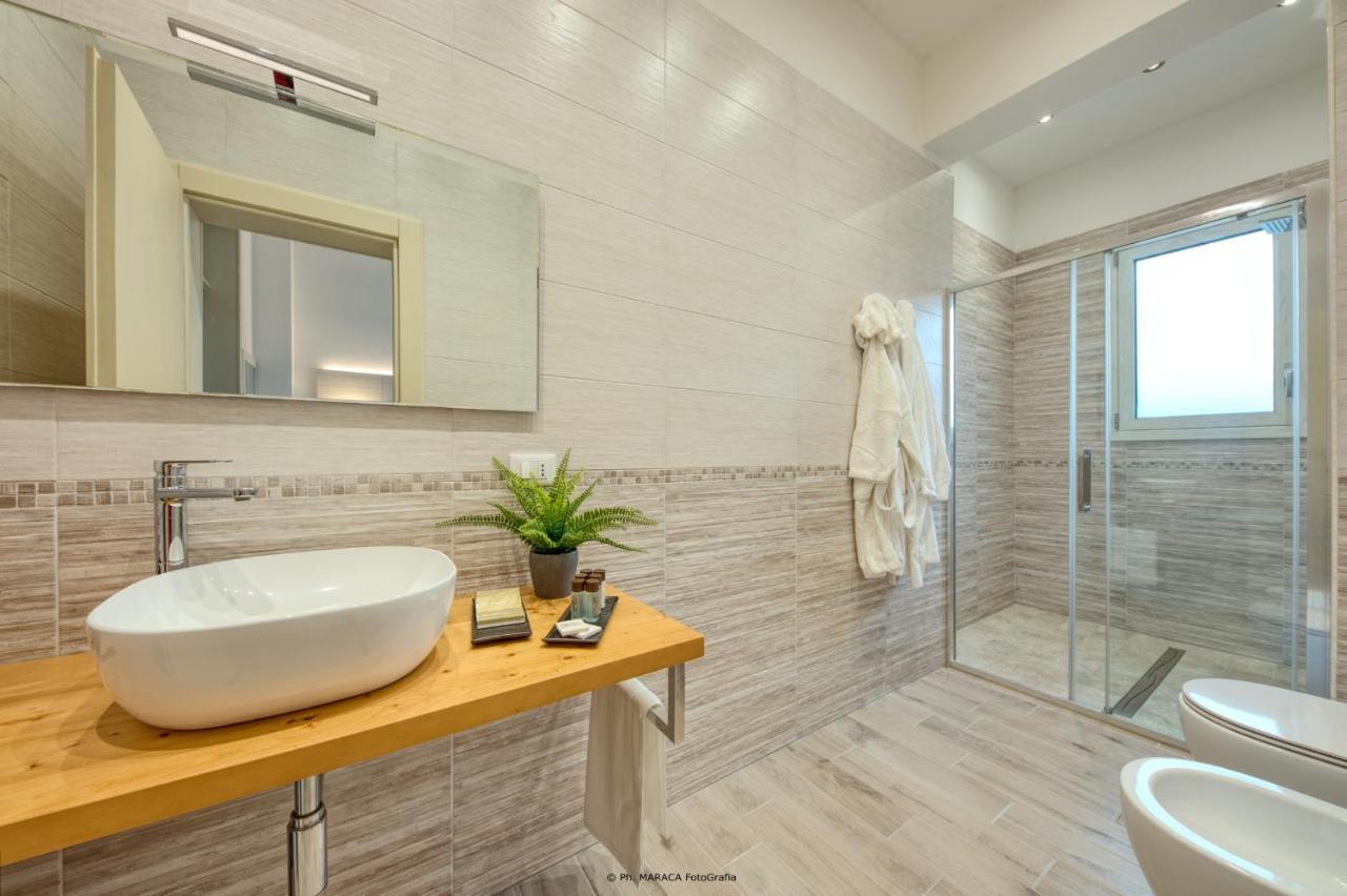 Hotiday Room Collection - Lecce Gianmarti Suite Luaran gambar