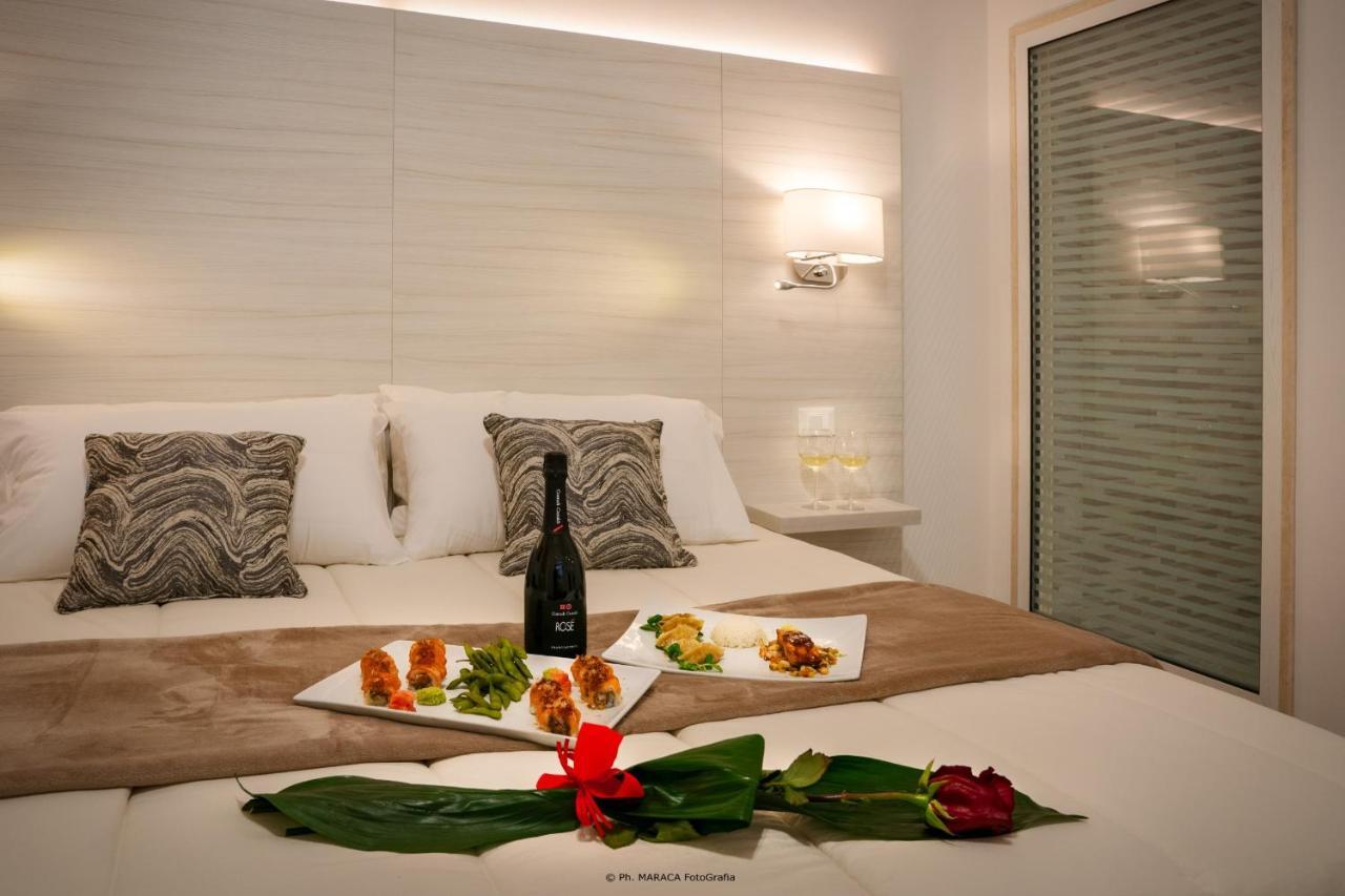 Hotiday Room Collection - Lecce Gianmarti Suite Luaran gambar