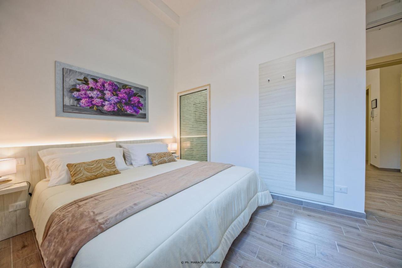 Hotiday Room Collection - Lecce Gianmarti Suite Luaran gambar
