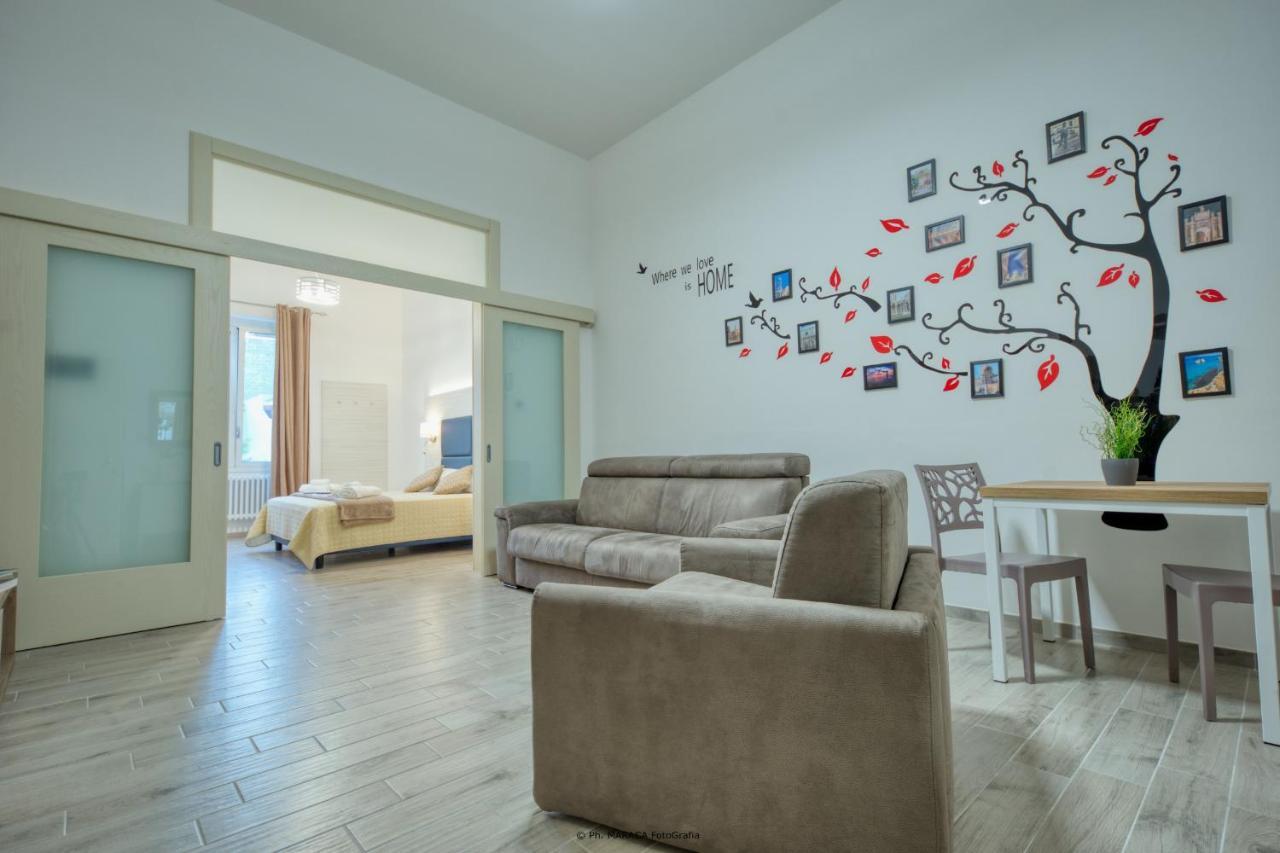 Hotiday Room Collection - Lecce Gianmarti Suite Luaran gambar